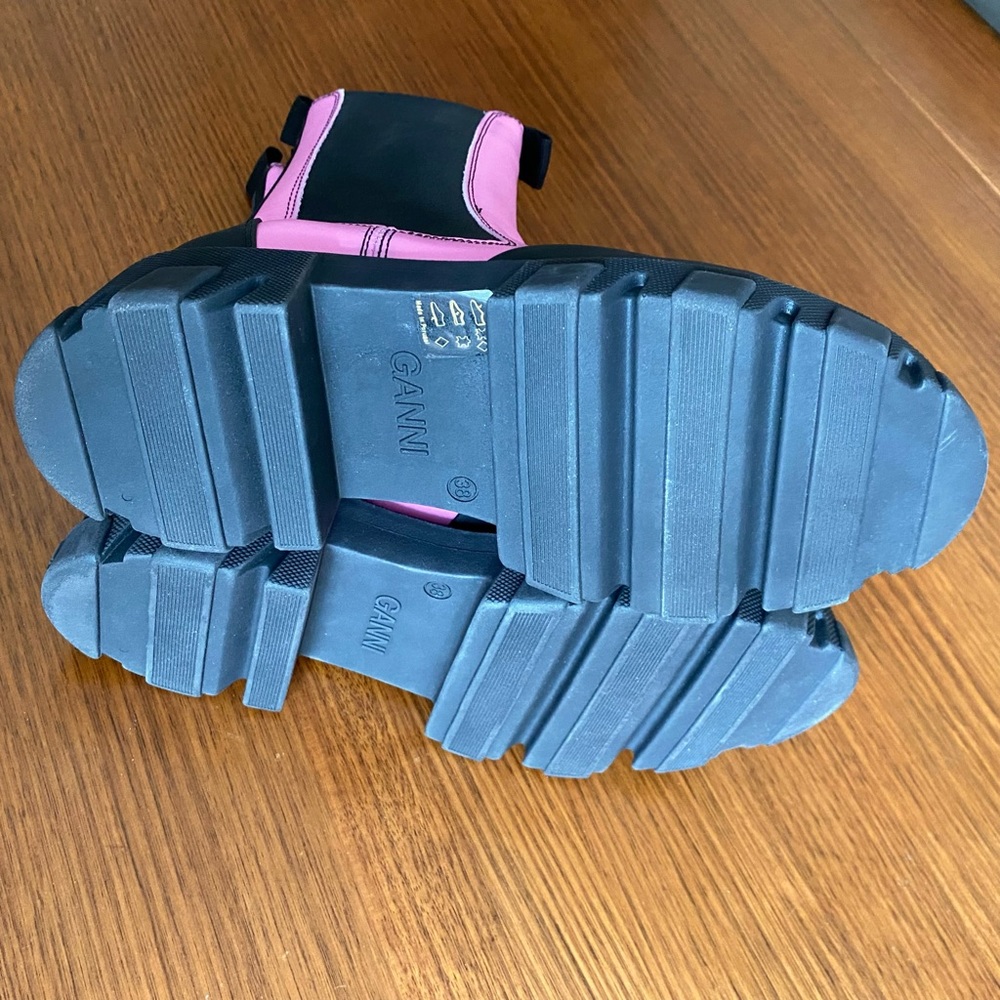 GANNI leather lug sole chelsea boots pink - Picture 13 of 16